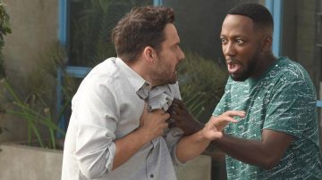 Le t-shirt vert Topman de Winston Bishop (Lamorne Morris) dans New Girl