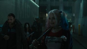 El collar de pudín de oro de Harley Quinn (Margot Robbie) en Escuadrón Suicida