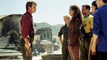 The belt and the holster of Malcolm Reynolds (Nathan Fillion) in Firefly