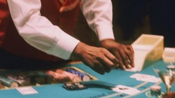 An authentic token (5$) of the Casino Bellagio in Ocean's Eleven