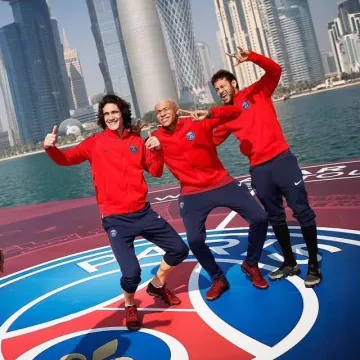 The pair of Nike Air VaporMax Omc Multicolor worn by Neymar Jr. on his post Instagram