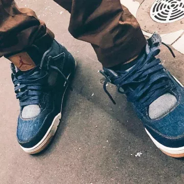 Sneakers in denim blue Travis Scott on instagram "travisscott"