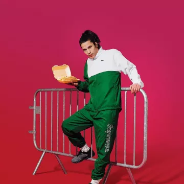 Le pantalon vert Supreme Lacoste de Moha la Squale sur le compte Instagram @shoesup