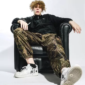 Les baskets Nike x Supreme x Comme des Garçons de Si­rap sur son compte Ins­ta­gram