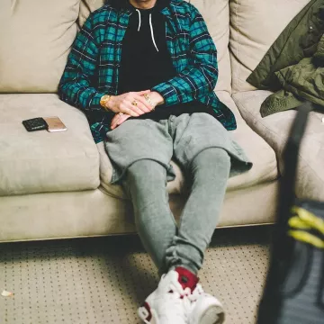 La paire de Nike Air Jordan 6 "maroon" portée par Macklemore sur son compte Instagram