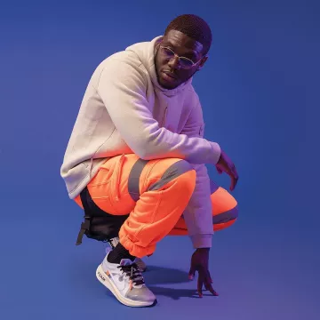 Sneakers Nike Off-White Foam white worn by Dinos on his account Instagram