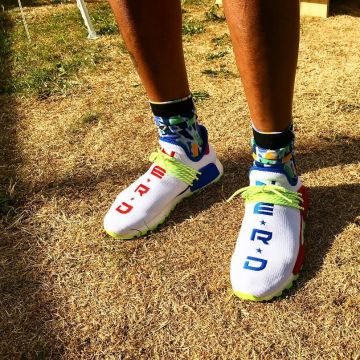 The pair of NERD x Creme x Adidas NMD Hu Pharrell's “Homecoming” on the account Instagram of Pharrell Williams