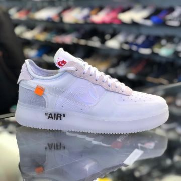 The nike airforce1 low offwhite white @larrydeadstock on his account Instagram