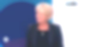 La veste Blazer noir et dentelle de Sophie Davant dans C'est au programme du 19/06/2018