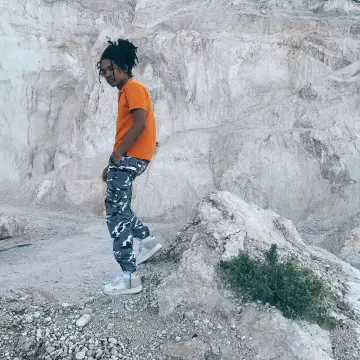 La paire que porte Luka Sabbat est une Air Force 1 High A-COLD-WALL vue sur son compte instagram Lukasabbat
