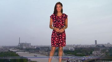 El vestido estampado de Tatiana Silva en La météo TF1 del 14/06/2018