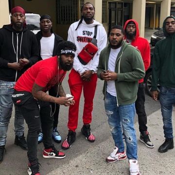 El par de Air Jordan 1 retro HIGH OG "BRED TOE" que Lleva Kenneth Faried en su post de Instagram