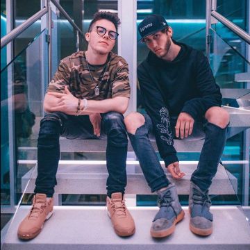 The Adidas yeezy boost 750 on the account Instagram @banks