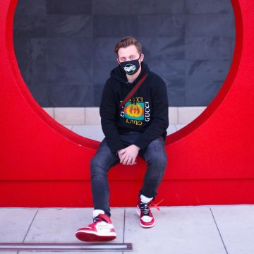 La Air Jordan 1 Off White Chicago portée par Yeezybusta sur son instagram