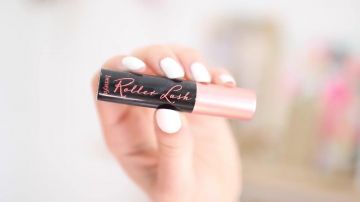The Mascara Roller Lash • BENEFIT COSMETICS of Enjoyphoenix in her video Spring morning routine, 2016