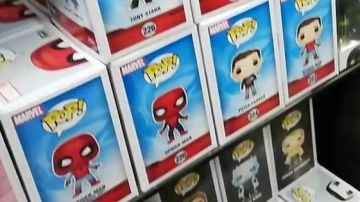 Estatuilla Funko Pop Marvel Spider Man Homecoming Spider Man 9 cm