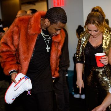 The nike Air Force 1 retro white and red of Fabolous on his account Instagram