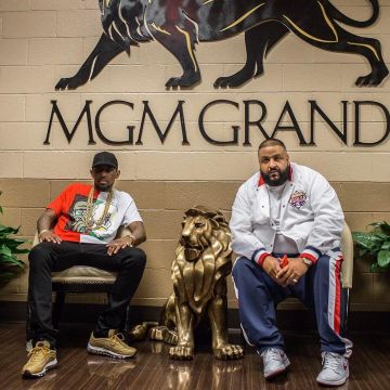 The Nike Air Max 97 gold of Fabolous on his account Instagram