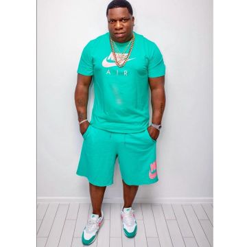 sneakers Nike Air Max 1 Pink South Beach of DIRTY mONEY ON HIS INSTAGRAM