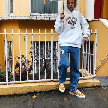 @gullyguyleo et ses Converse One Star Ox A$AP Nast Mid-Century sur son instagram