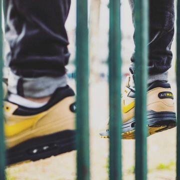 sneakers nike air max 1 "logo 93" views on the account Instagram of labulledair