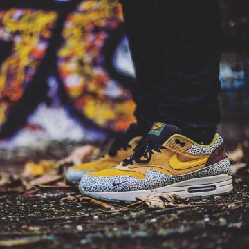 sneakers Nike Air Max 1 Atmos Safari views on the account Instagram labulledair