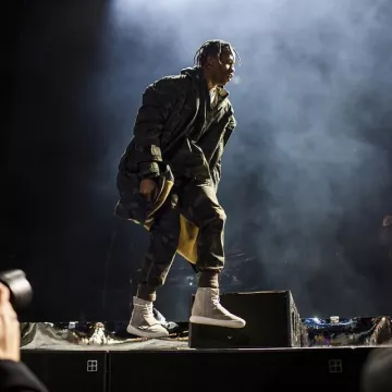 Sneakers Adidas Yeezy Boost 750 OG Travis Scott on his account Instagram