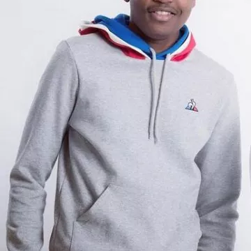 The sweatshirt le coq sportif grey on the account Instagram @tiako_la_melo