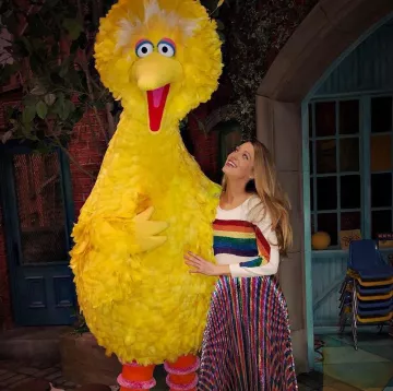 Le pull arc-en-ciel de Blake Lively sur son compte Instagram