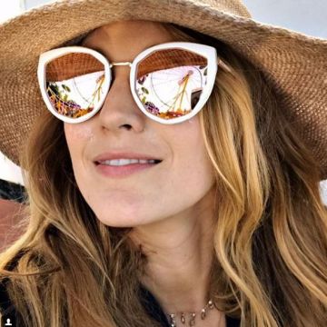 Blake lively fashion sunglasses