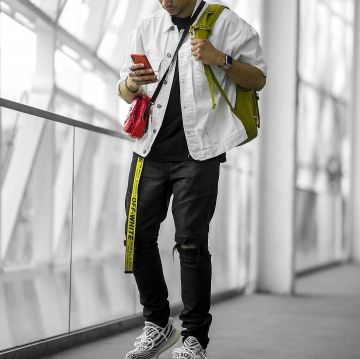 La cebra Yeezy que lleva el influencer Elvis en su instagram