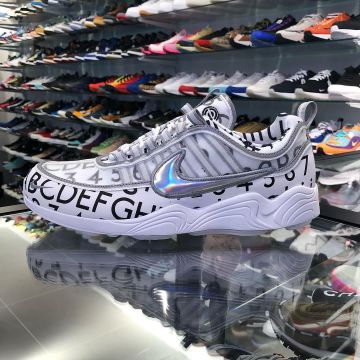 The Nike Air Zoom Spiridon white @larrydeadstock on his account Instagram