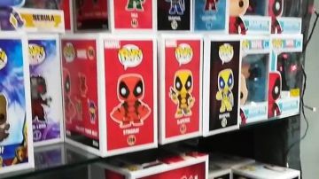 Funko POP! 112 Deadpool (Yellow Suit)