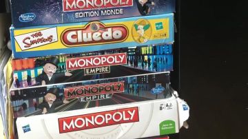 Hasbro C00871010 - Jeu - Monopoly Pions en Folie