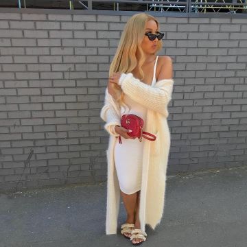 Le sac rouge matelassé Gucci porté par Sherlina sur Instagram