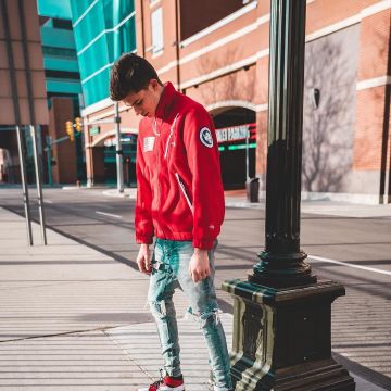 La chaqueta suprema x tnf de Blakelinder en su cuenta de instagram
