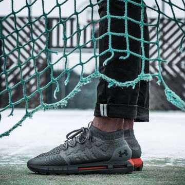 El Green Under Armour HOVR Phantom de BISSO97120 en su cuenta de Instagram