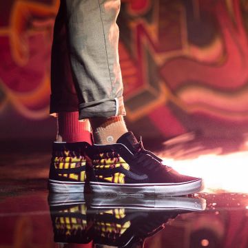 The VANS SK8 thrash force black with flames Bisso97120 on his account Instagram