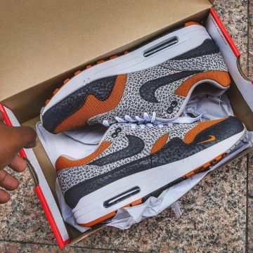 The pair of Nike x Size? Air max 1 safari view on the post Yoan Kicks on his account Instagram