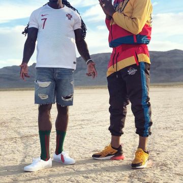 El par de "tigre" de Air Max que lleva el amigo de Ace Hood en su cuenta de Instagram