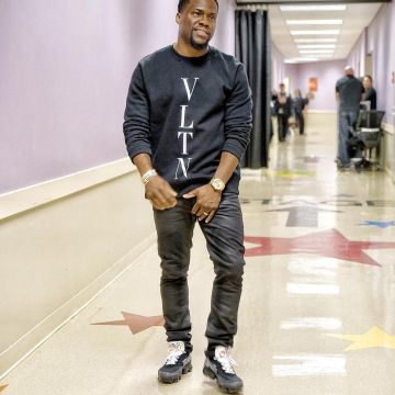 Sneakers black NIKE AIR VAPORMAX FK "OFF-WHITE" of Kevin Hart on Instagram