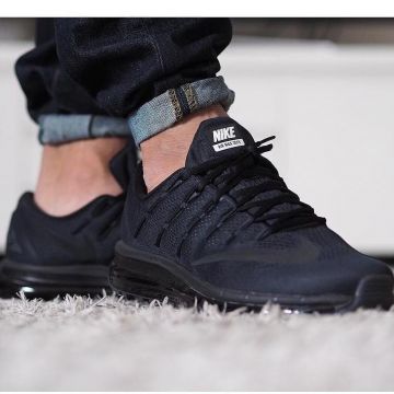 The Nike Air Max black bisso97120 on his account Instagram