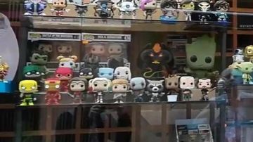 The figurine Funko POP! 122 Sauron in the YouTube video Of the SHOPS GEEK IN AIX-en-PROVENCE ? chain of Geek