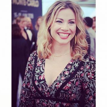 The long dress floral print of Maud Baecker on his account Instagram (Tomorrow belongs to us)