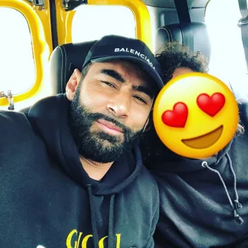 the black hat Balenciaga to The Weasel on Instagram