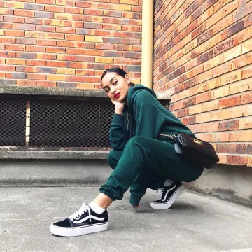 Trote verde en la cuenta de Instagram de @maileakln