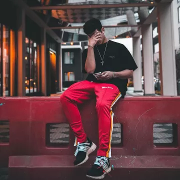 The Nike Zoom Air Presto OW that carries the youtubeur and influencer Ari Petrou on his Instagram