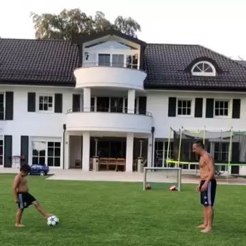 Le short noir du Bayern Munich que porte Ribery sur son post Instagram
