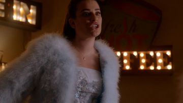El vestido de Marchesa Notte de Hester Ulrich / Chanel #6 (Lea Michele) en Scream Queens