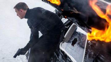 The true reproduction of the Walther PPK of James Bond (Daniel Craig) in Spectrum